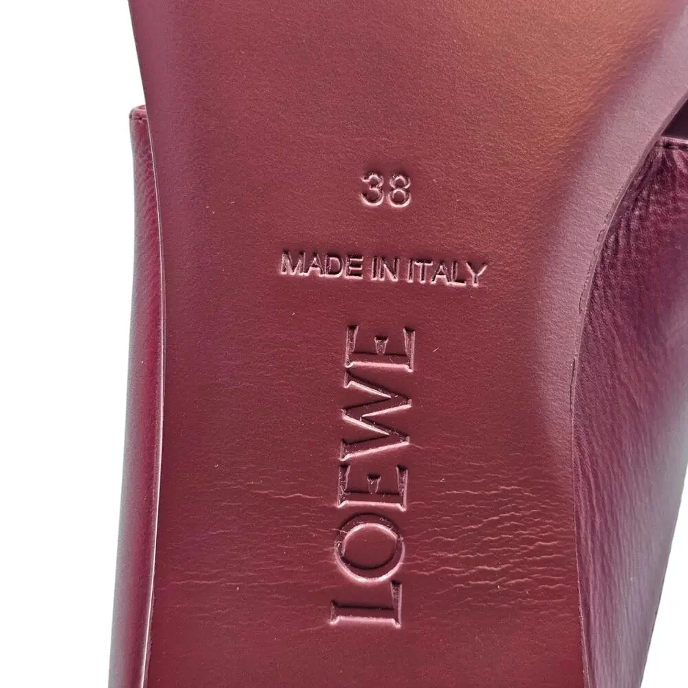 Loewe Toggle Flat Sandals Calfskin Leather Burnt Red EU 38 US 8 - NWB $1100